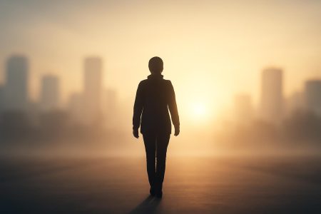 silhouette-personne-marche-paysage-urbain